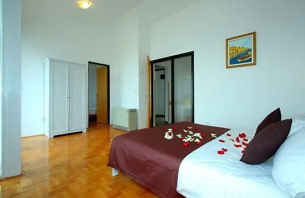 Apartman Tramontana Opatija 0*,